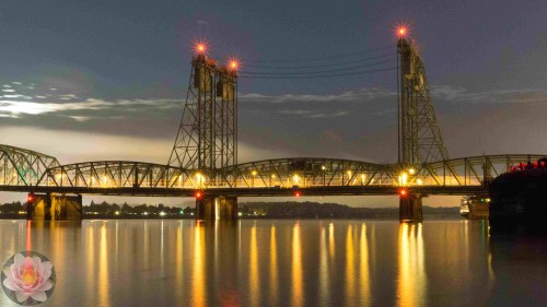 I-5-Bridge-Columbia-River.jpg